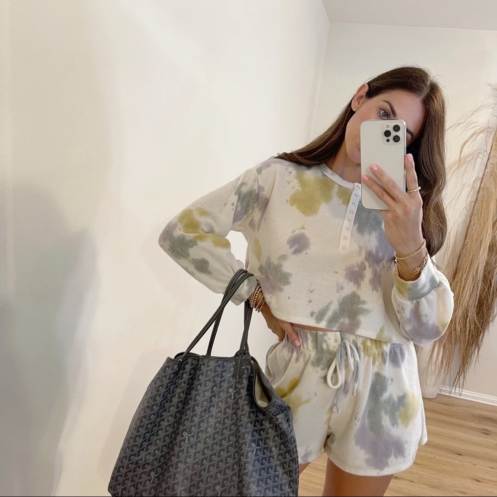 LAST SET• Cozy Livin’ Brushed Tie Dye Lounge Set - Picture 4 of 9